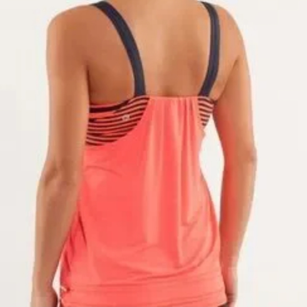 Lululemon Run Back On Track top size 4